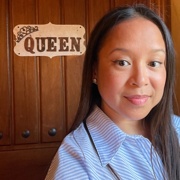 Meet your Posher, Maria - Picture 1 of 5